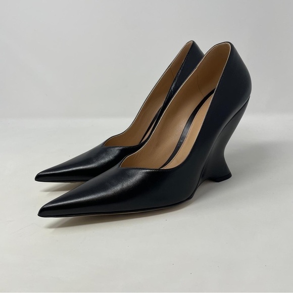 Bottega Veneta Punta Gloss Leather Black Wedge Pumps - NWT - Picture 9 of 14